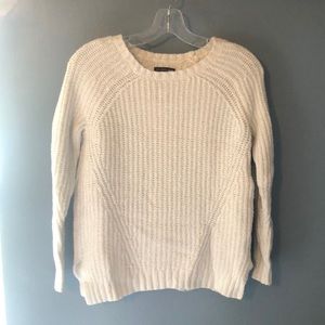 American Eagle White Sweater